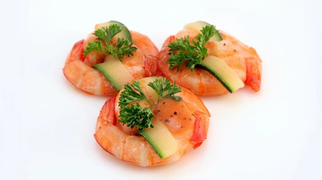 Vis en schaaldieren (fosfaten) – garnalen op wit